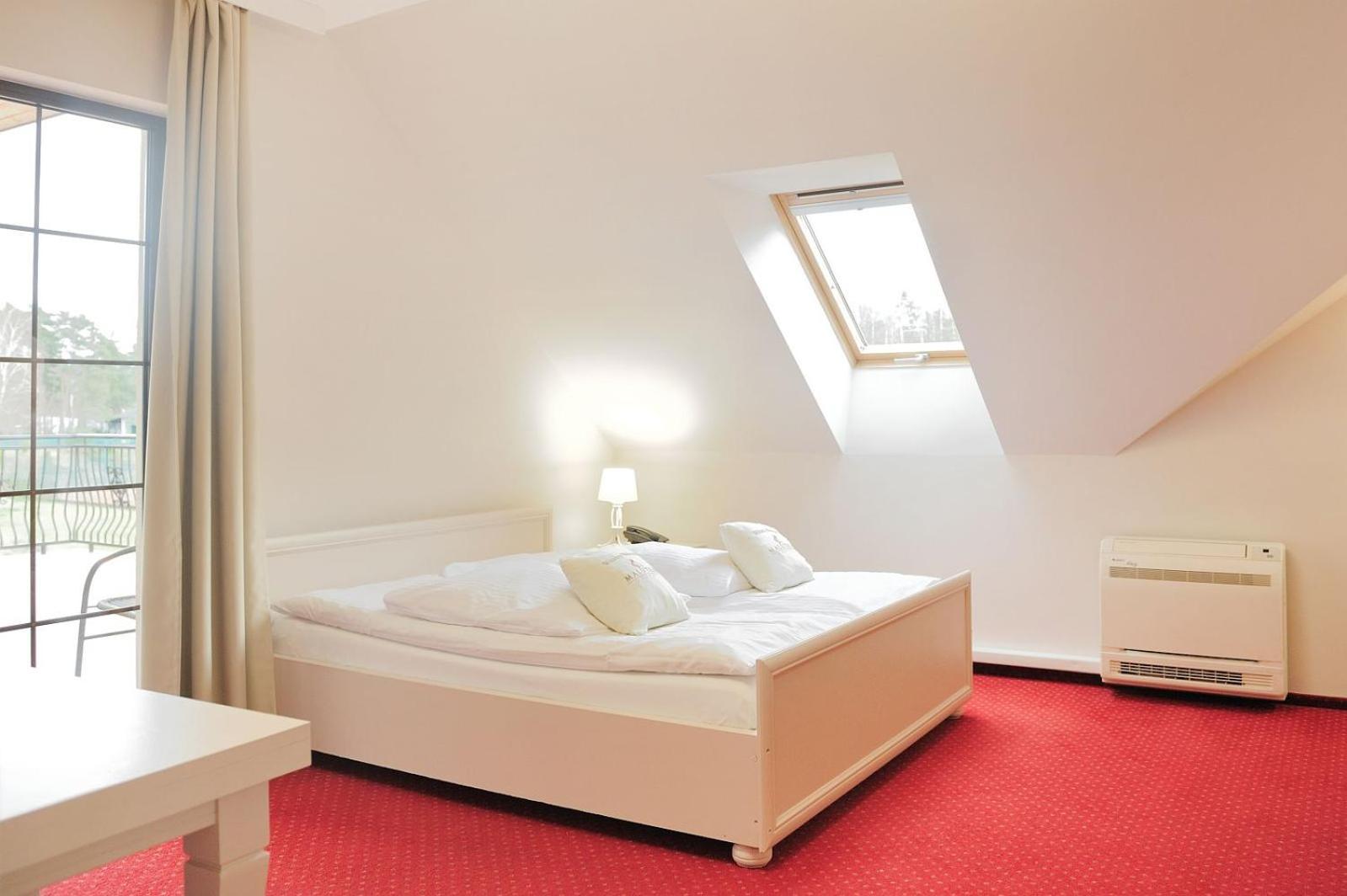 Malutkie Resort Radomsko Eksteriør billede
